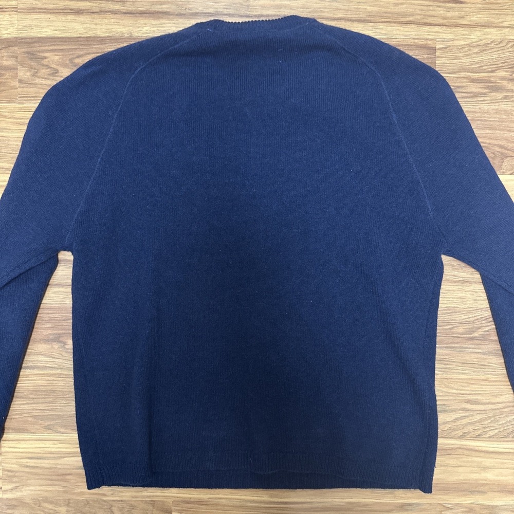 Vintage Abercrombie & Fitch Lambswool Sweater Mens 2XL Navy Blue Crewneck Logo - Picture 12 of 12